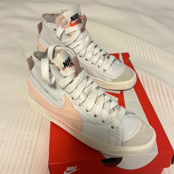 W Blazer Mid 77 Jumbo - Picture 2 of 7